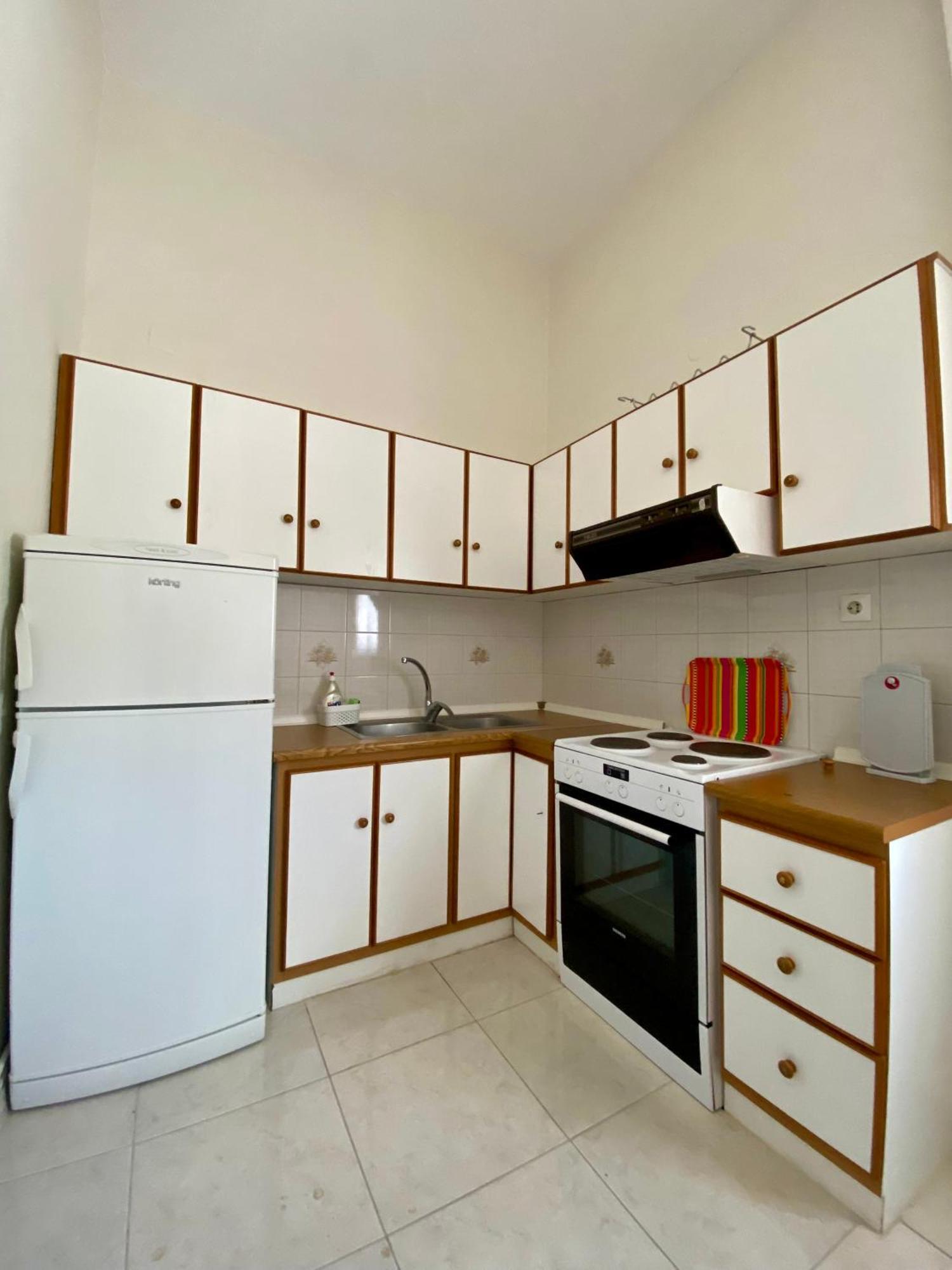 Venice Studios & Apartments Ставрос Екстериор снимка