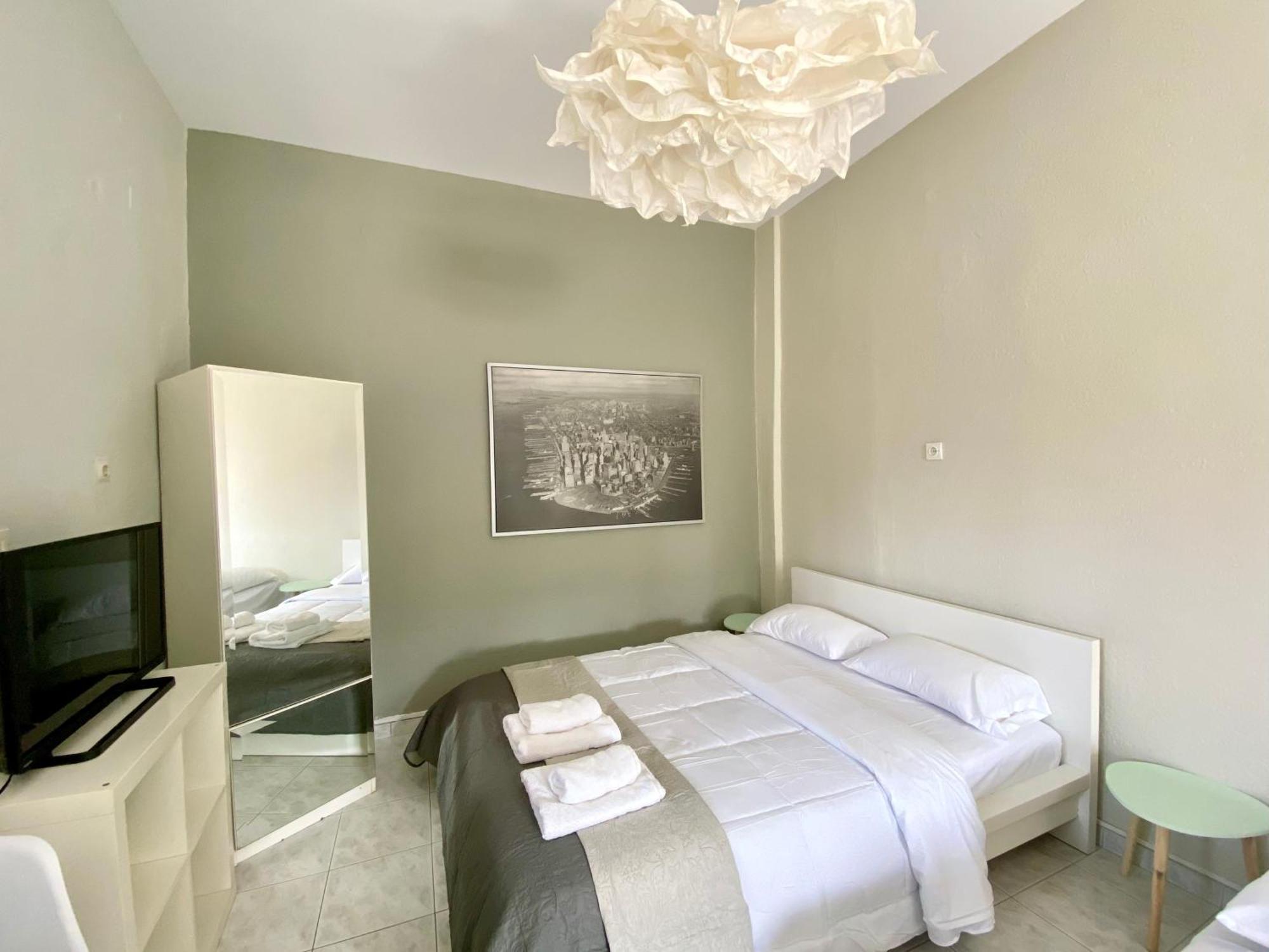 Venice Studios & Apartments Ставрос Екстериор снимка